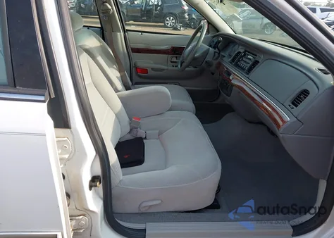 2002 Mercury Grand Marquis Gs z USA, uszkodzony, nr VIN 2MEFM74W12X630926